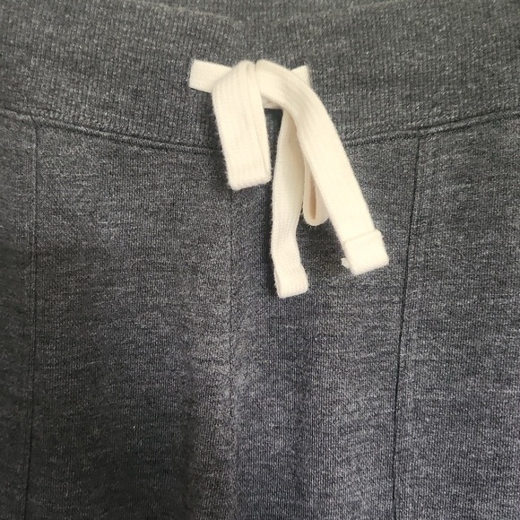 Old Navy Lightweight Joggers New With Tags Size Large - Picture 5 of 8